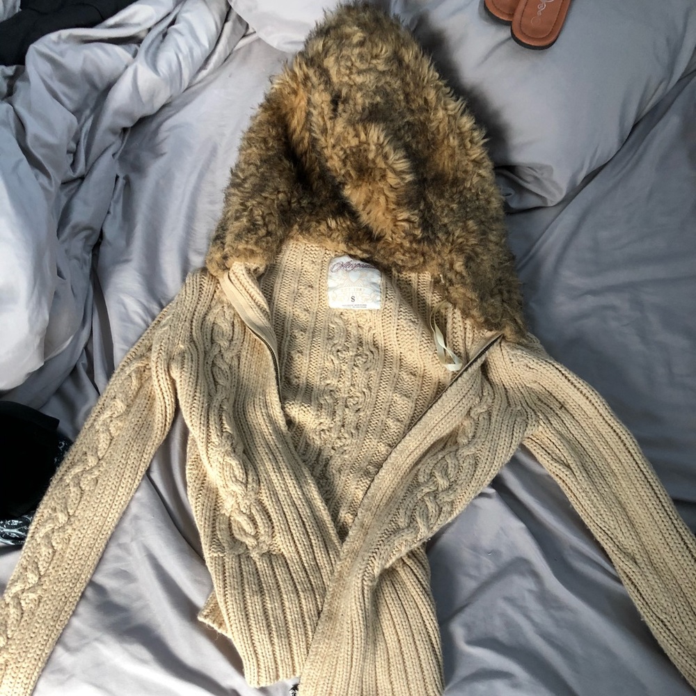 Aeropostale sweater